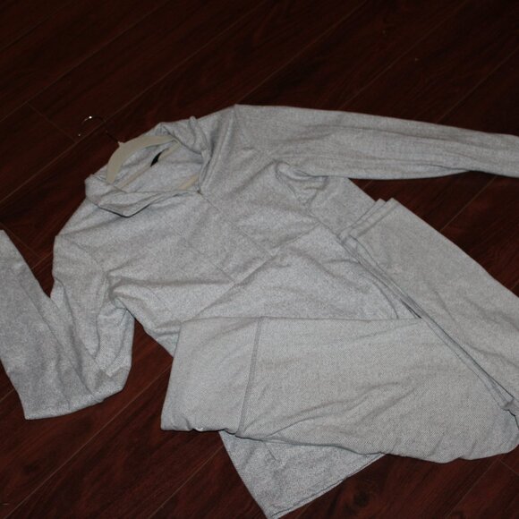 Grey Athleisure Set - Picture 1 of 5